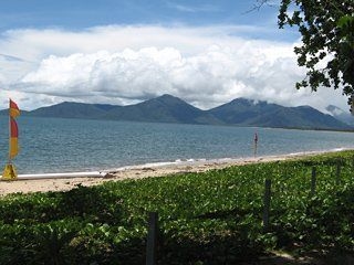 Australis Cairns Beach Resort2