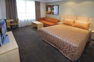 Travelodge Garden City2