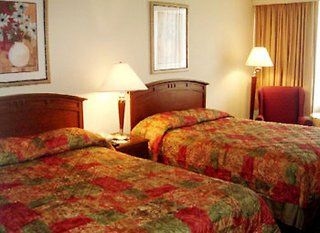 Best Western Hotel & Suites0