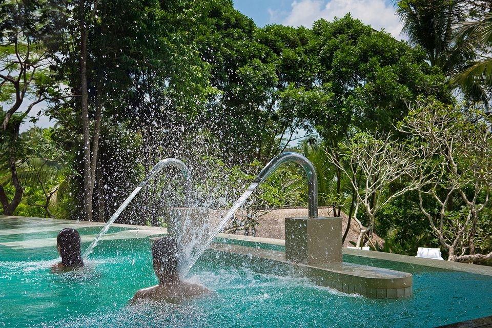 โคโม แชมบาลา เอสเตท (Como Shambhala Estate)1