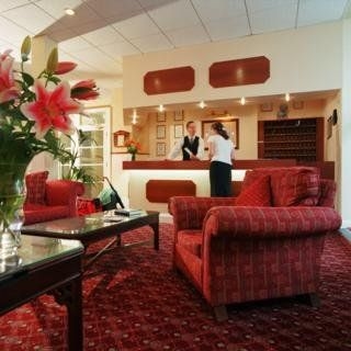 Norfolk Lodge0