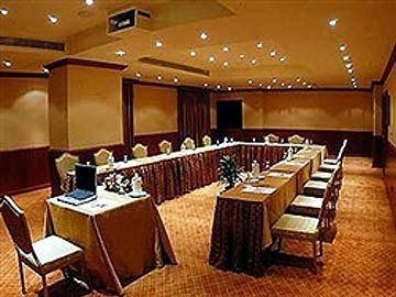 Al Bustan4