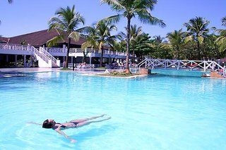 Dona Sylvia Beach Resort0