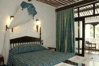 Serena Beach Hotel & Spa1