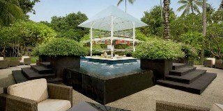 โรงแรมเซการา วิลเลจ (Segara Village Hotel)2
