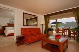 Sonesta Great Bay Beach Resort, Casino & Spa0
