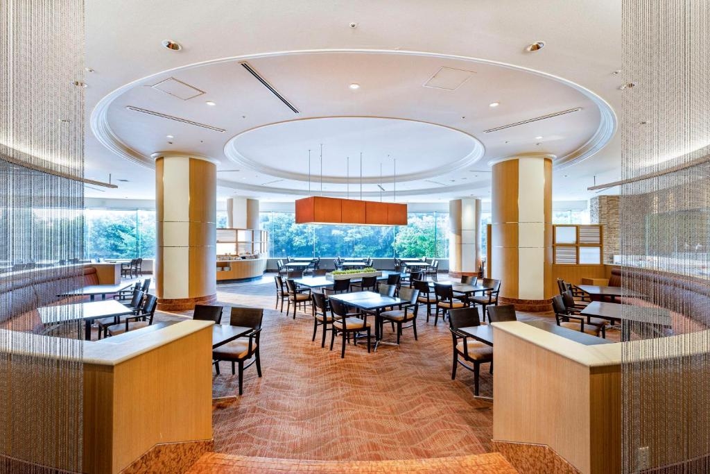 โรงแรมฮิลตัน โตเกียว นาริตะ แอร์พอร์ท (Hilton Tokyo Narita Airport Hotel)2