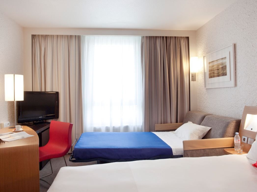 Novotel Geneve Airport France Hotel4