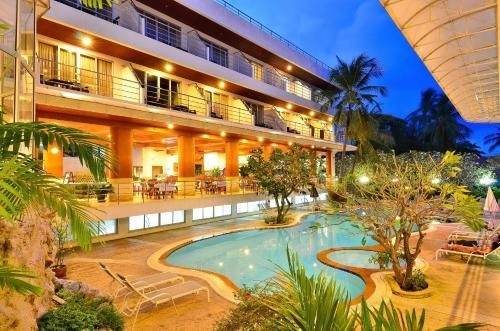 โรงแรมสมุย เฟิร์ส เฮาส์ (Samui First House Hotel)1
