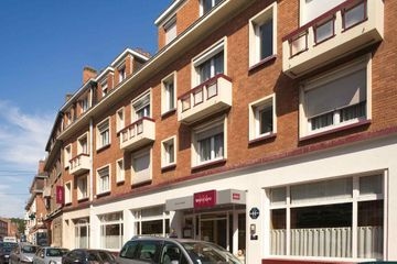 Mercure Calais Centre0