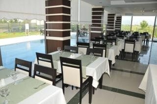 Ceres Hotel3