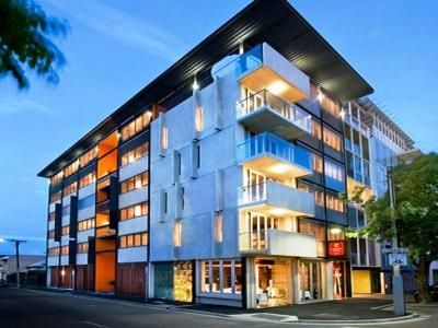 Clarion Soho0