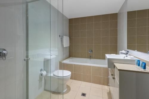 Meriton Suites Broadbeach3
