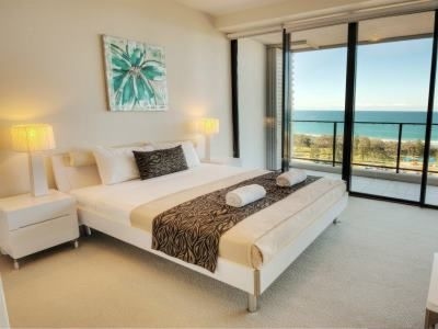 อุลตร้า บรอดบีช อพาร์ตเมนท์ส (Ultra Broadbeach Apartments)3