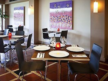 Mercure Broome1