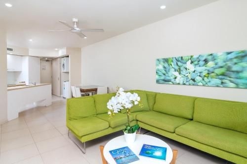 201 เลค สตรีท อพาร์ตเมนต์ (201 Lake Street Apartments)4