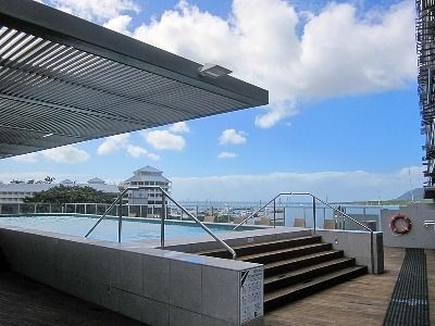 Cairns Luxury Apartments2