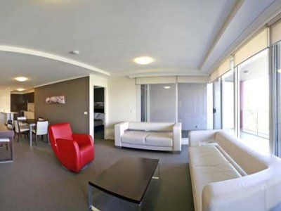 Clifton Suites On Northbourne3