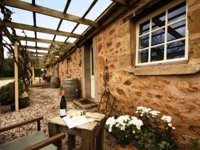 Mundawora Mews0