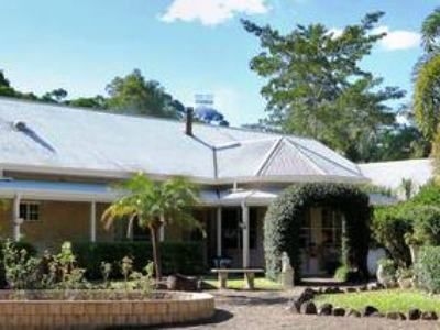 Noosa Valley Manor Bed And Breakfast0