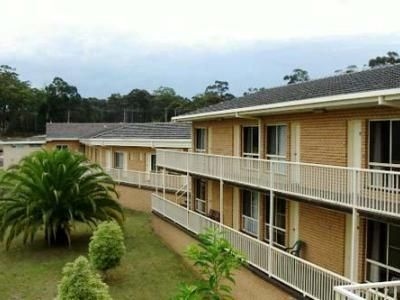 เบย์วิว มอเตอร์ อินน์ (Econo Lodge Bayview)3