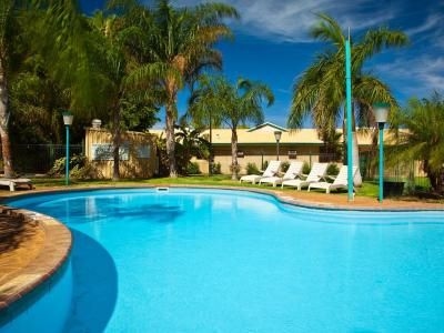 Potshot Resort3