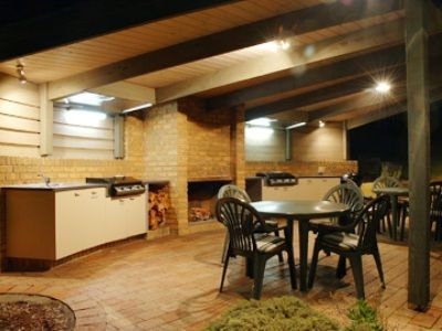 Gipsy Point Lakeside4