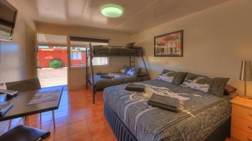 Halls Creek Motel3