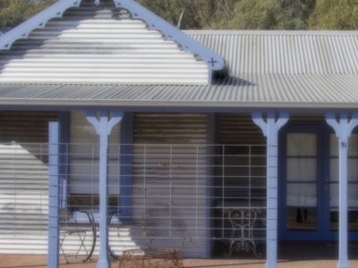 Saltbush Motor Inn0