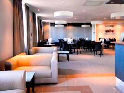 Mercure Horsham3