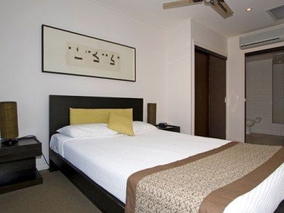 อพาร์ตเมนต์ 3 ห้องนอน 2 ห้องน้ำส่วนตัว ขนาด  ตร.ม. – คิงส์คลิฟ (Paradiso Paradise 214 - 3 Bed Apt with a Balcony)3