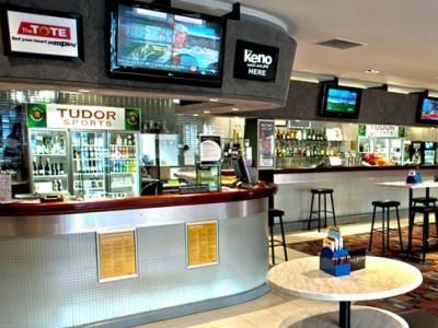 Olde Tudor4