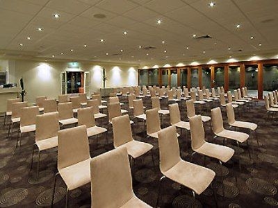 ฮันเตอร์ เกตเวย์ โมเต็ล (Mercure Maitland)1