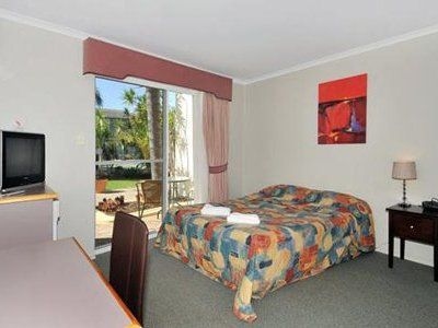 Mandurah Motel and Apartments3