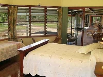 Coodardie Station Stay2