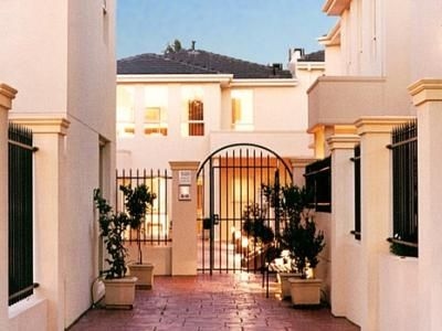 Apartments @ Kew - Walpole Gardens0