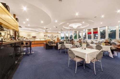 Ciloms Airport Lodge4