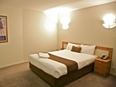 City Park Hotel Melbourne3