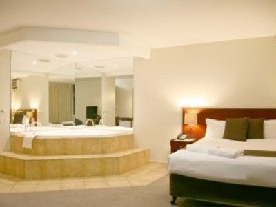 City Park Hotel Melbourne4