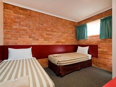 Werribee Motel & Apartments4