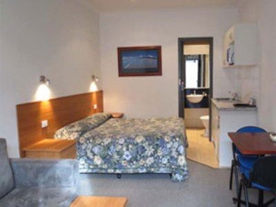 Flagstaff City Inn4