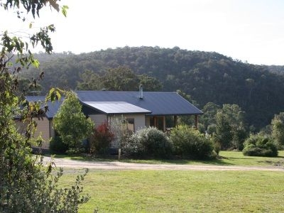 Yering Gorge Cottages2
