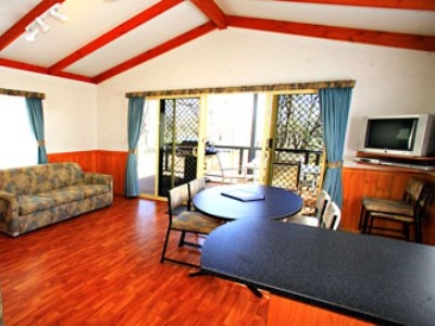Golden River Holiday Park3
