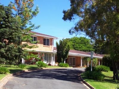 Poplars Motel0