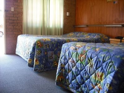Dragon And Phoenix Motel3