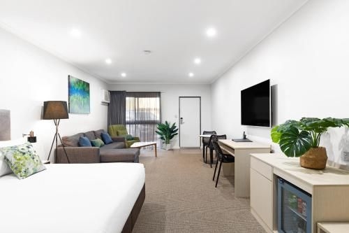 Presidential Motel1