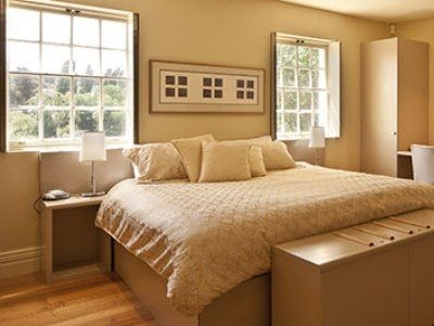 The Woodbridge Waterfront Rooms3