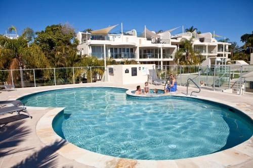 Noosa Crest1
