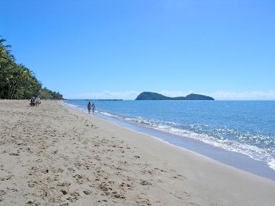 Island Views Palm Cove2
