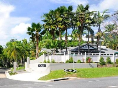 Oasis At Palm Cove Hotel0
